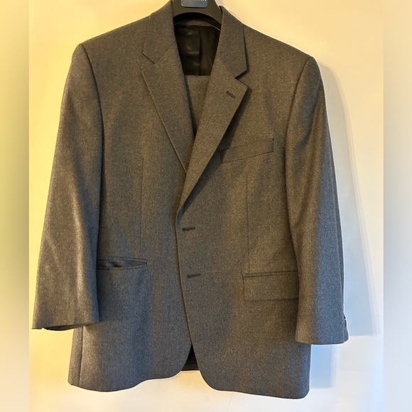 LAUREN RALPH LAUREN VINTAGE LORD & TAYLOR CHARCOAL GREY PURE WOOL SUIT - Picture 1 of 12